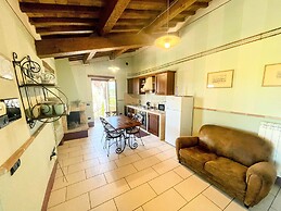 Apt 2 in Spoleto Stunning Grounds Panoramic Views all Around You! Slee