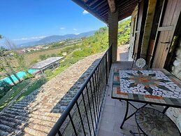 Apt 2 in Spoleto Stunning Grounds Panoramic Views all Around You! Slee