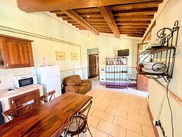 Apt 2 in Spoleto Stunning Grounds Panoramic Views all Around You! Slee