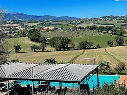 Apt 2 in Spoleto Stunning Grounds Panoramic Views all Around You! Slee