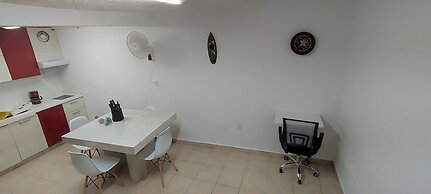 Room in Studio - New Basement Loft With all the Amenities