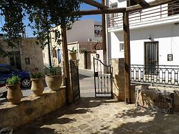 Traditional Studio Artemis in Chersonissos