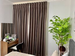 1 Bedroom With Free Parking