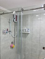 1 Bedroom With Free Parking