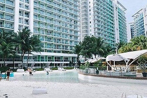 Cozy 1BR Cityview With Balcony and Near Airport