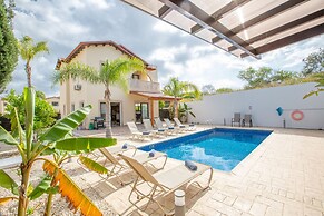 Protaras Holiday Villa Av6