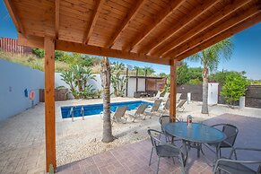 Protaras Holiday Villa Av6