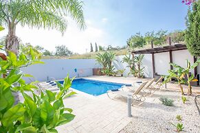 Protaras Holiday Villa Av6