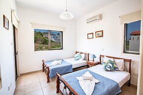 Protaras Holiday Villa Av6