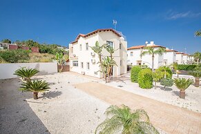 Protaras Holiday Villa Av6