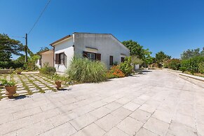 2028 Soledelsud - Monolocale by Barbarhouse