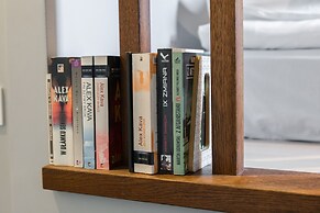 Poznań Św. Wojciech Studio by Renters