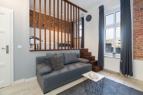 Poznań Św. Wojciech Studio by Renters