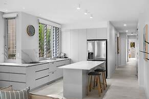 Shara by Elysium Collection Palm Cove