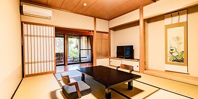 Kirishima Momijidani Seiryuso