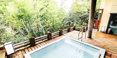 Kirishima Momijidani Seiryuso