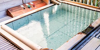 Kirishima Momijidani Seiryuso