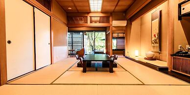 Kirishima Momijidani Seiryuso