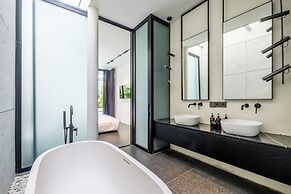 Alex Villas Complex N1