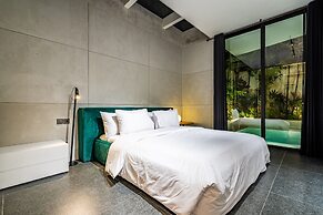 Alex Villas Complex N1