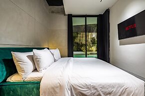 Alex Villas Complex N1