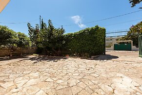 2349 Villa Mina by Barbarhouse