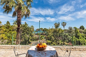 2349 Villa Mina by Barbarhouse