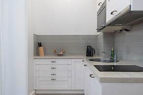 Róża Wiatrów Beachside by Renters