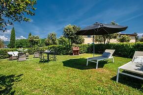 Anna Farmhouse Apartment in Wine Resort in Lucca