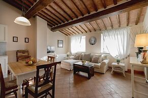 Anna Farmhouse Apartment in Wine Resort in Lucca
