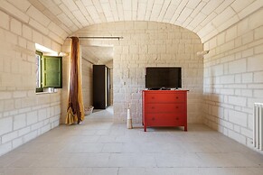 2422 Il Trullo di Erna by Barbarhouse