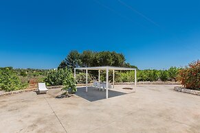 2422 Il Trullo di Erna by Barbarhouse