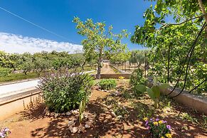 2421 Il Pagghiere by Perle di Puglia