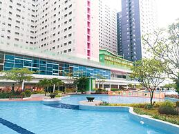 Green Pramuka Apartemen by Family Group
