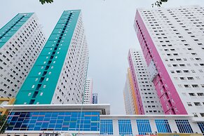 Green Pramuka Apartemen by Family Group