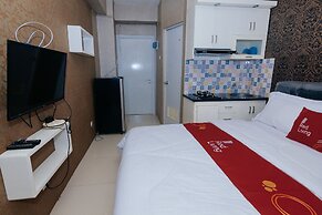 Green Pramuka Apartemen by Family Group