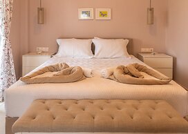 Eleni Luxury Villa by White Dream Villas