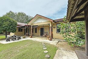 OYO 90692 Tok Babah Village Homestay