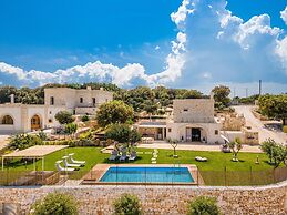 2943 Casa Marangi by Barbarhouse