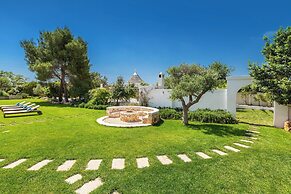 1978 Borgo Maresca by Perle di Puglia