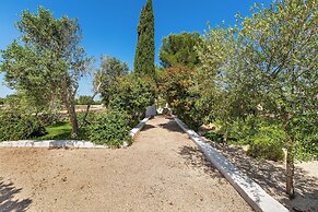 1978 Borgo Maresca by Perle di Puglia