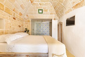 1978 Borgo Maresca by Perle di Puglia