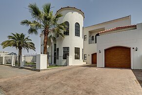 Lagoon Suites Boutique Hotel