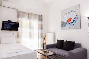 Cozy apartment n Stavros Niarchos Park