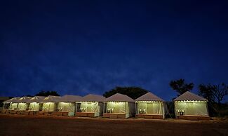 Hotel Hinduja Luxury Camp & Resort