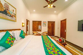 Hotel Hinduja Luxury Camp & Resort