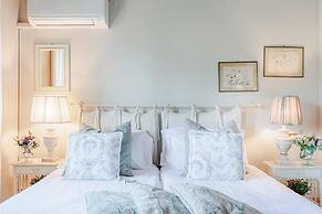 Pietro Farmhouse Apartment in Wine Resort in Lucca