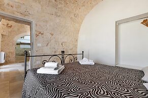 2822 Marì Trullo by Perle di Puglia