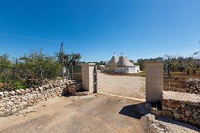 2822 Marì Trullo by Perle di Puglia