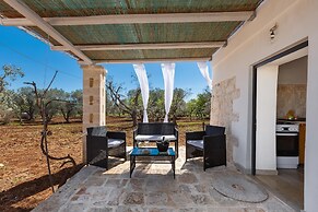 2822 Marì Trullo by Perle di Puglia